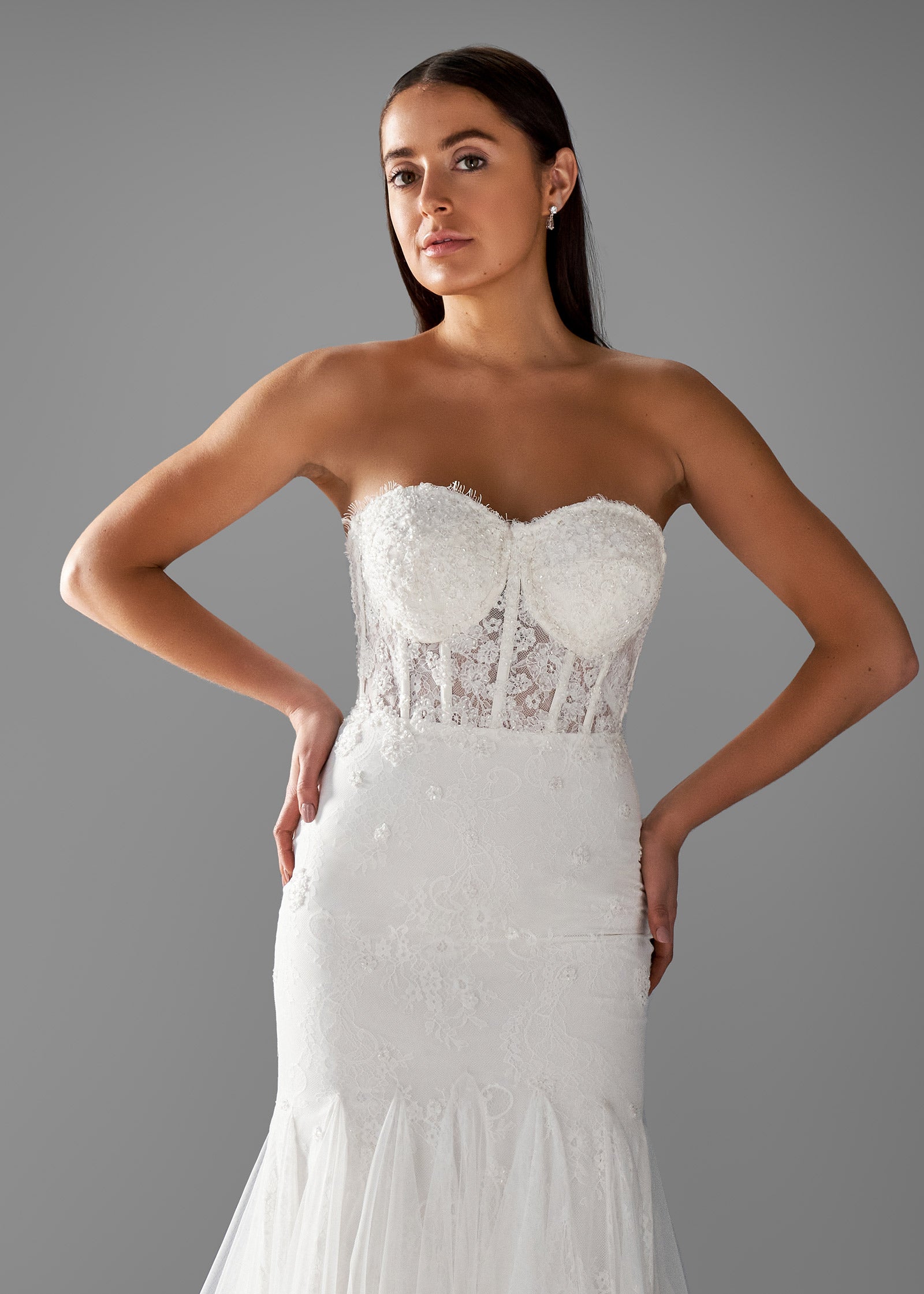 Sweetheart Chantilly Lace Fit and Flare Wedding Dress Lotus Threads Bridal Sweetheart Chantilly Lace Fit and Flare Wedding Dress Lotus Threads Bridal