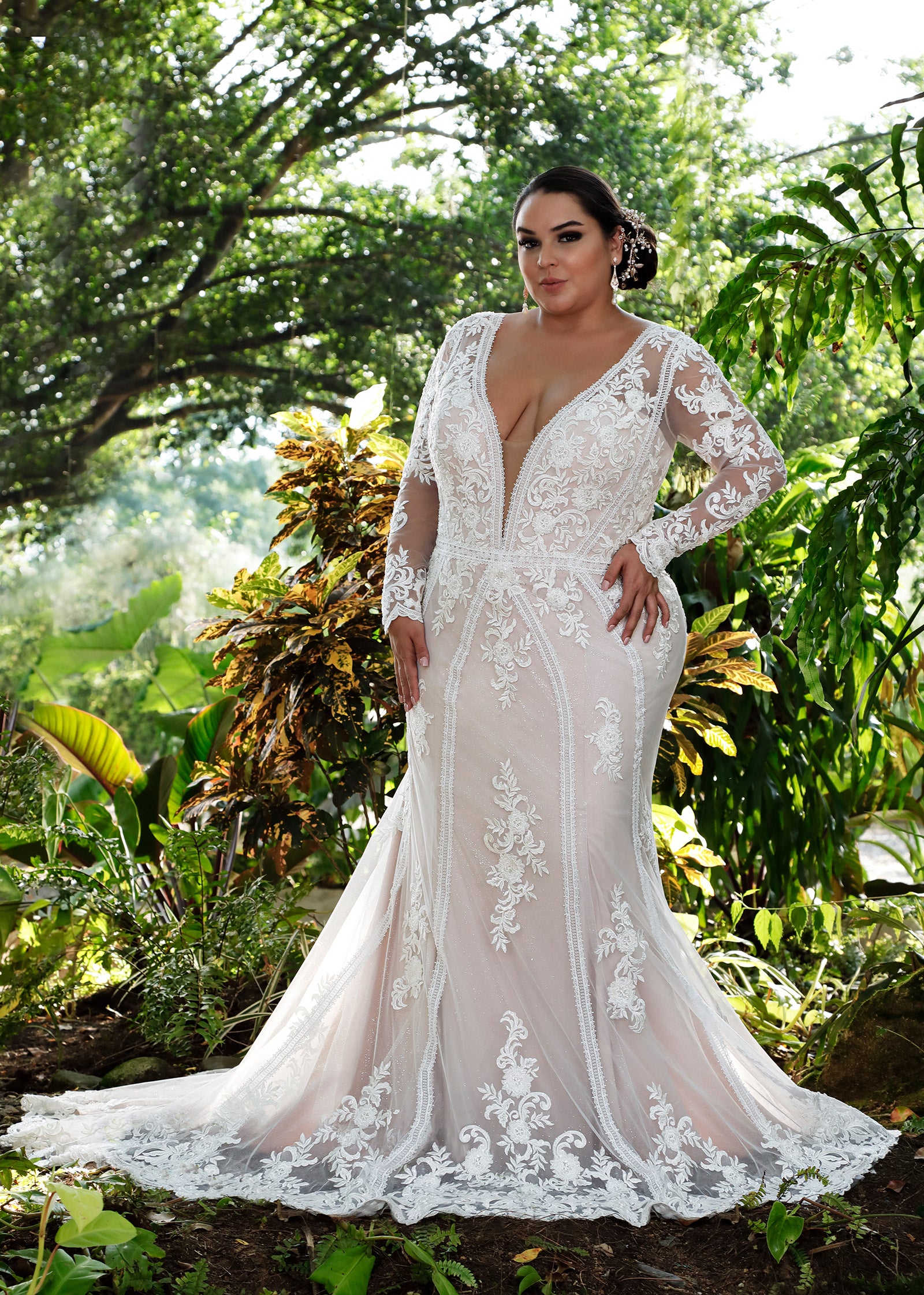 Floral Lace Mermaid Wedding Dress with Sparkle Tulle – Lotus Threads Bridal
