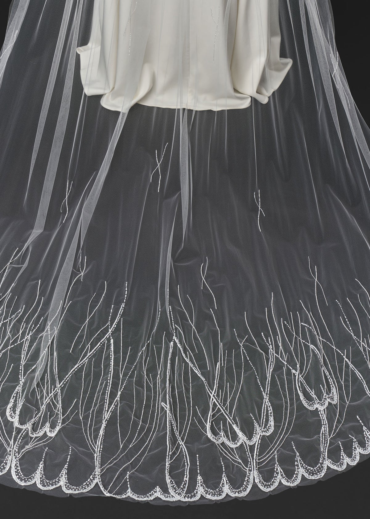 Elegant Silver Beaded cathedral veil Pearled Wedding Veil 1 Layer Royal Cathedral Bridal Veil  main image 2