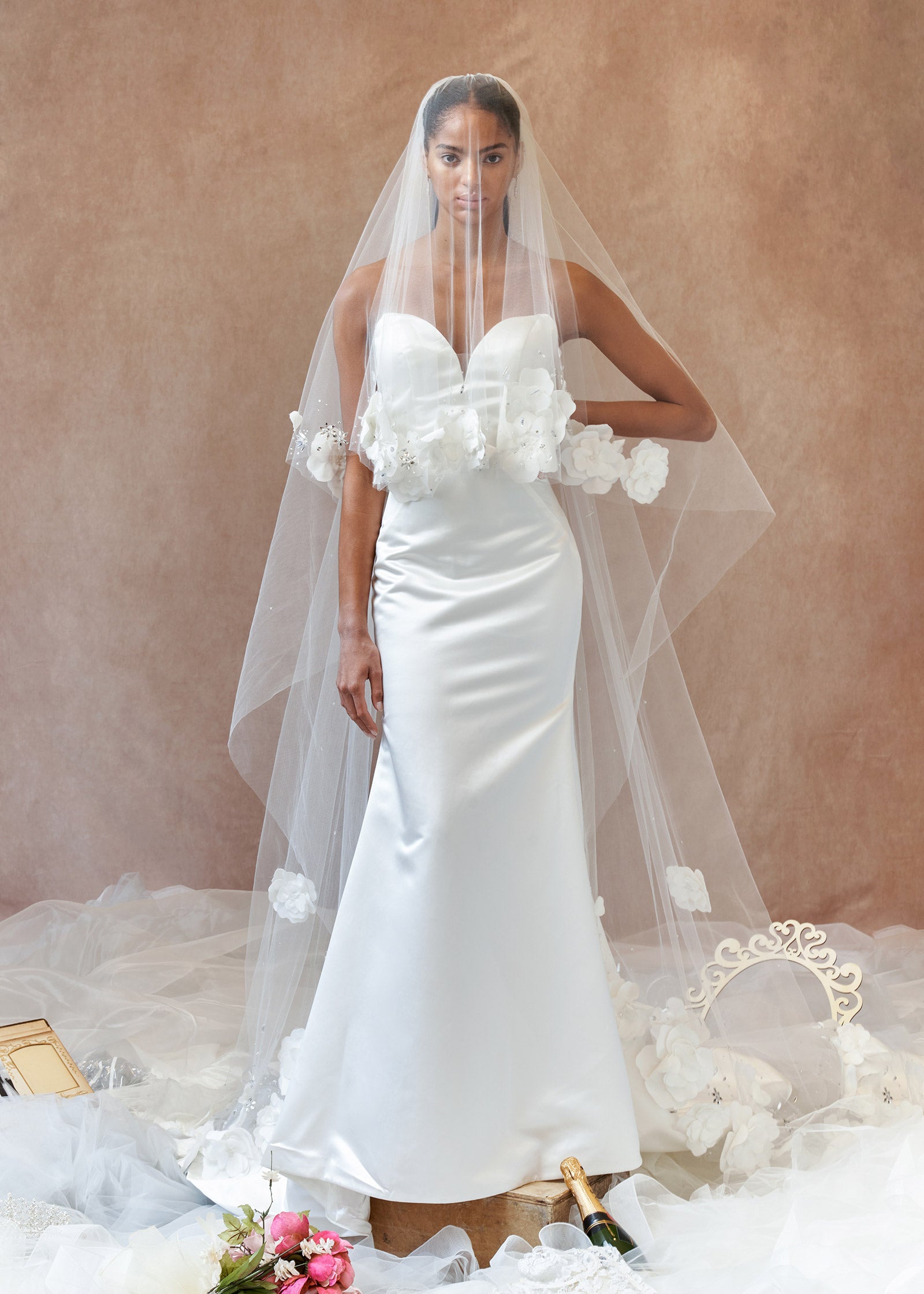 Wedding Veil with Large Flowers
