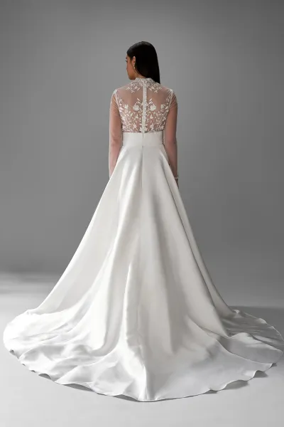 lotus-threads-23185-bridal-gown-01.webp