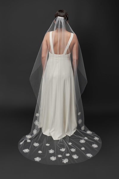 v8492-lotus-threads-bridal-veil-01