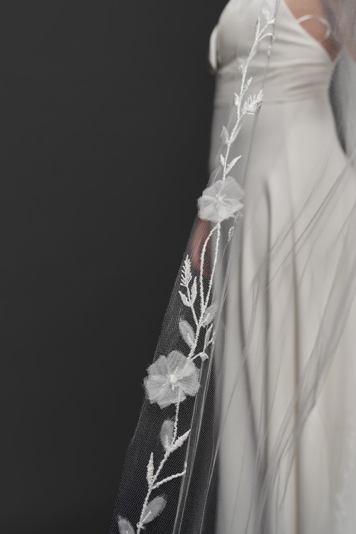 v6651-lotus-threads-bridal-veil-01