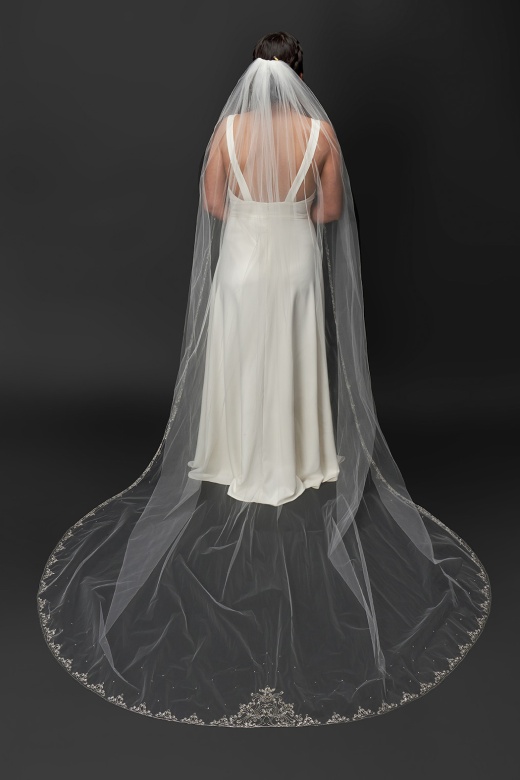 v7078-lotus-threads-bridal-veil-02
